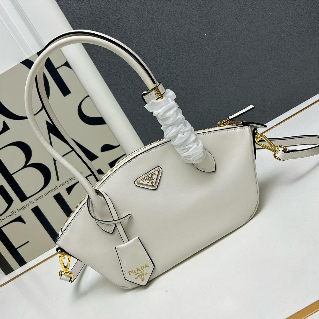 Prada-Long handled Zipper Dumpling Bun