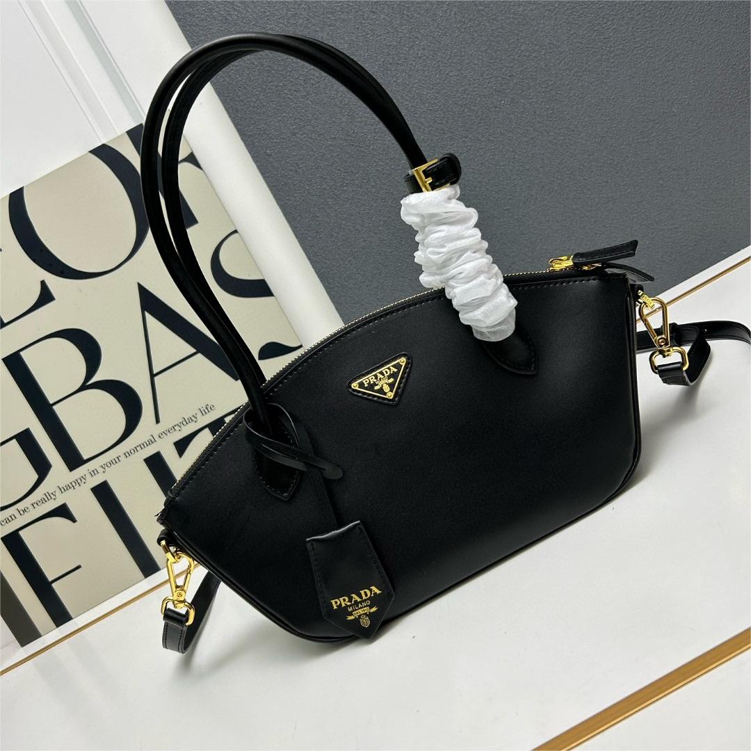 Prada-Long handled Zipper Dumpling Bun