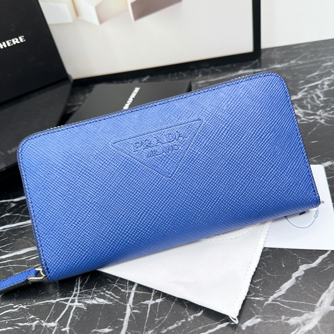 Prada-Safiano leather zipper bag wallet