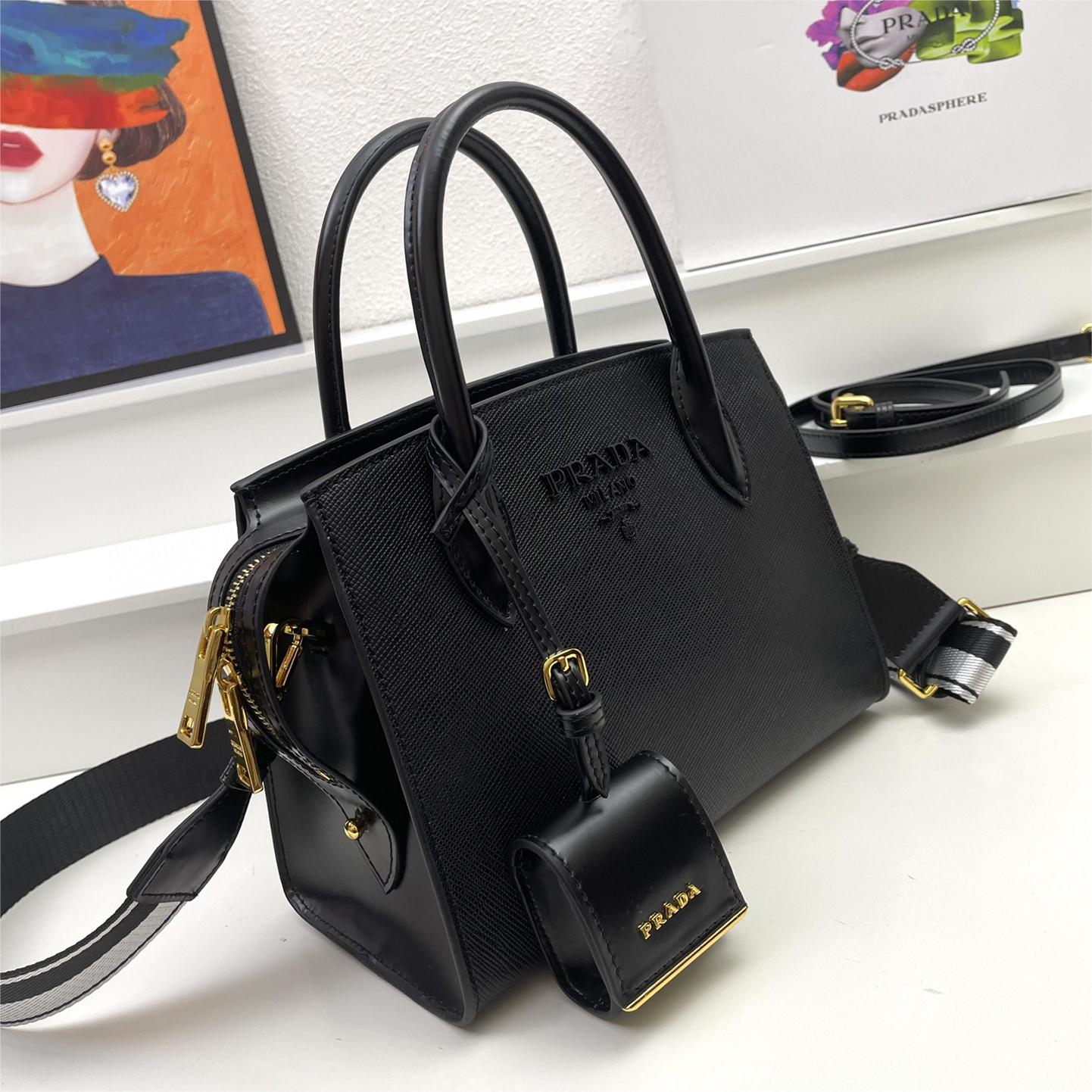 Prada-Safiano Zipper Killer Bag