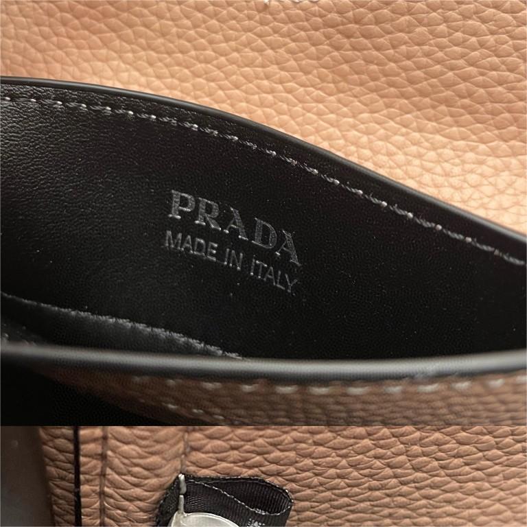 Prada-Litchi pattern double handbag