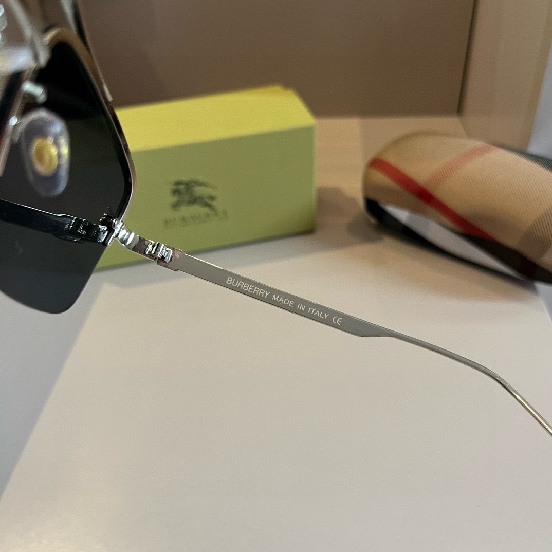 Burberry-New one-piece driving mirror Sunglasses
