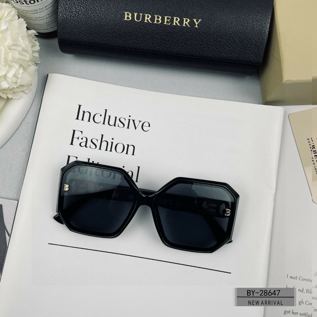 Burberry-new sunglasses star style