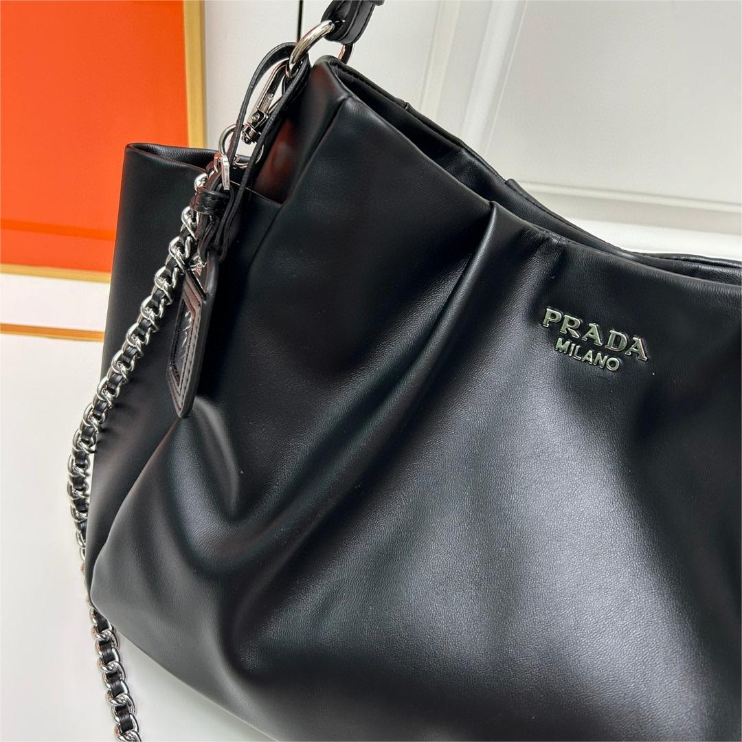 Prada-Small Fragrant Chain Used Bag