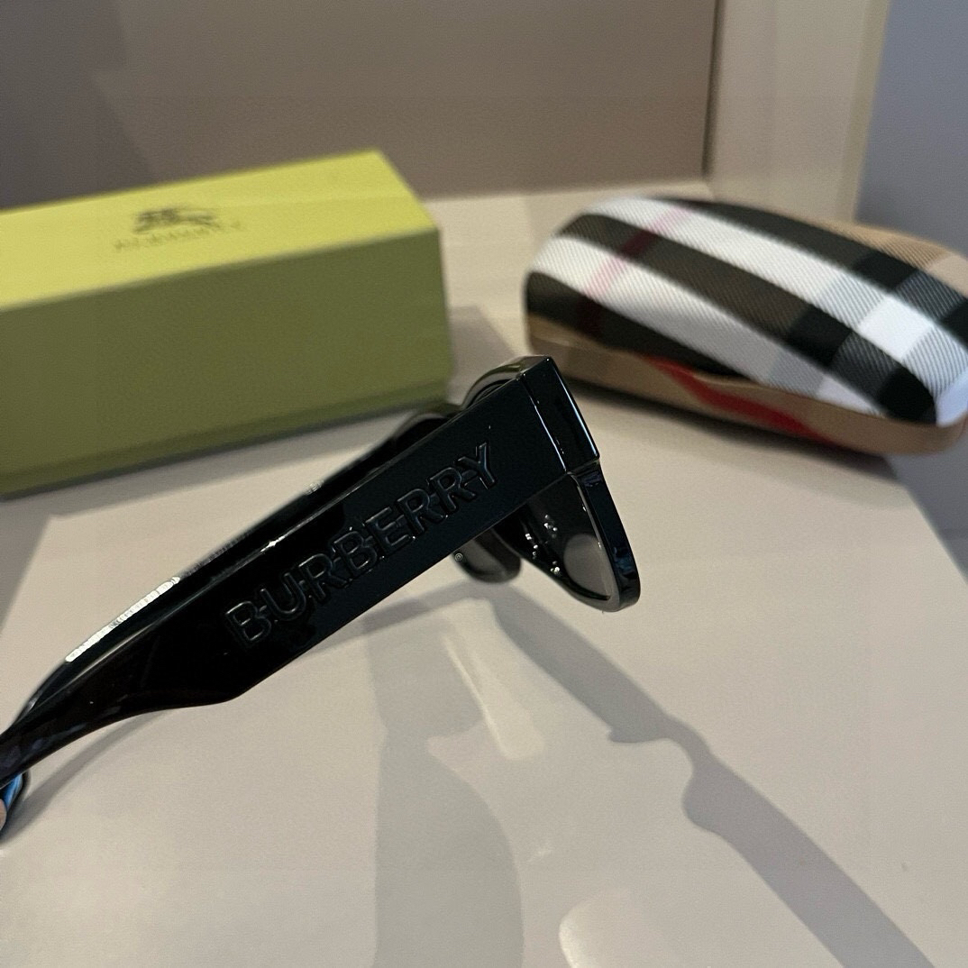 Burberry-2024 new all black cool style sunglasses