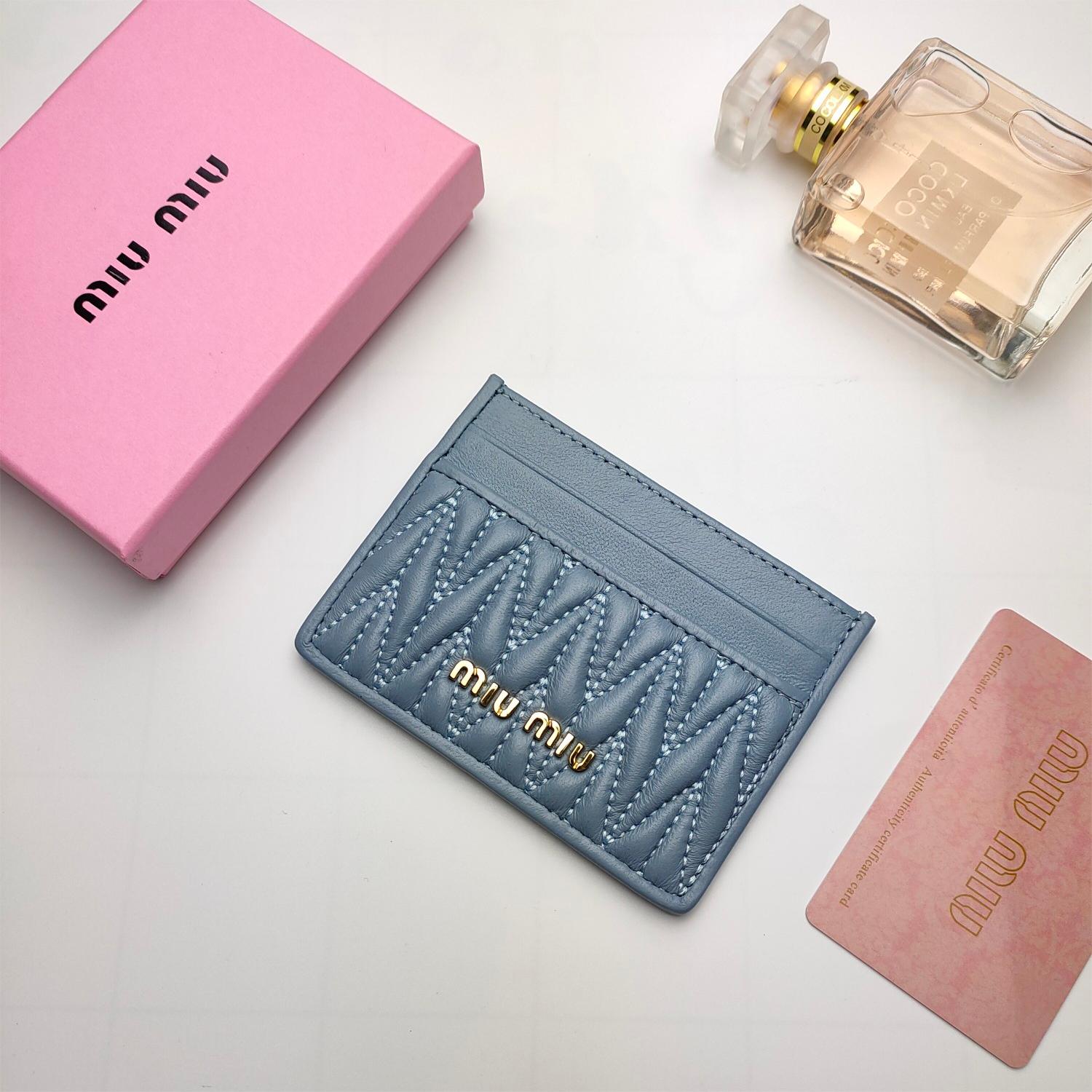 MIU MIU-Classic Sheep Pickup Bag