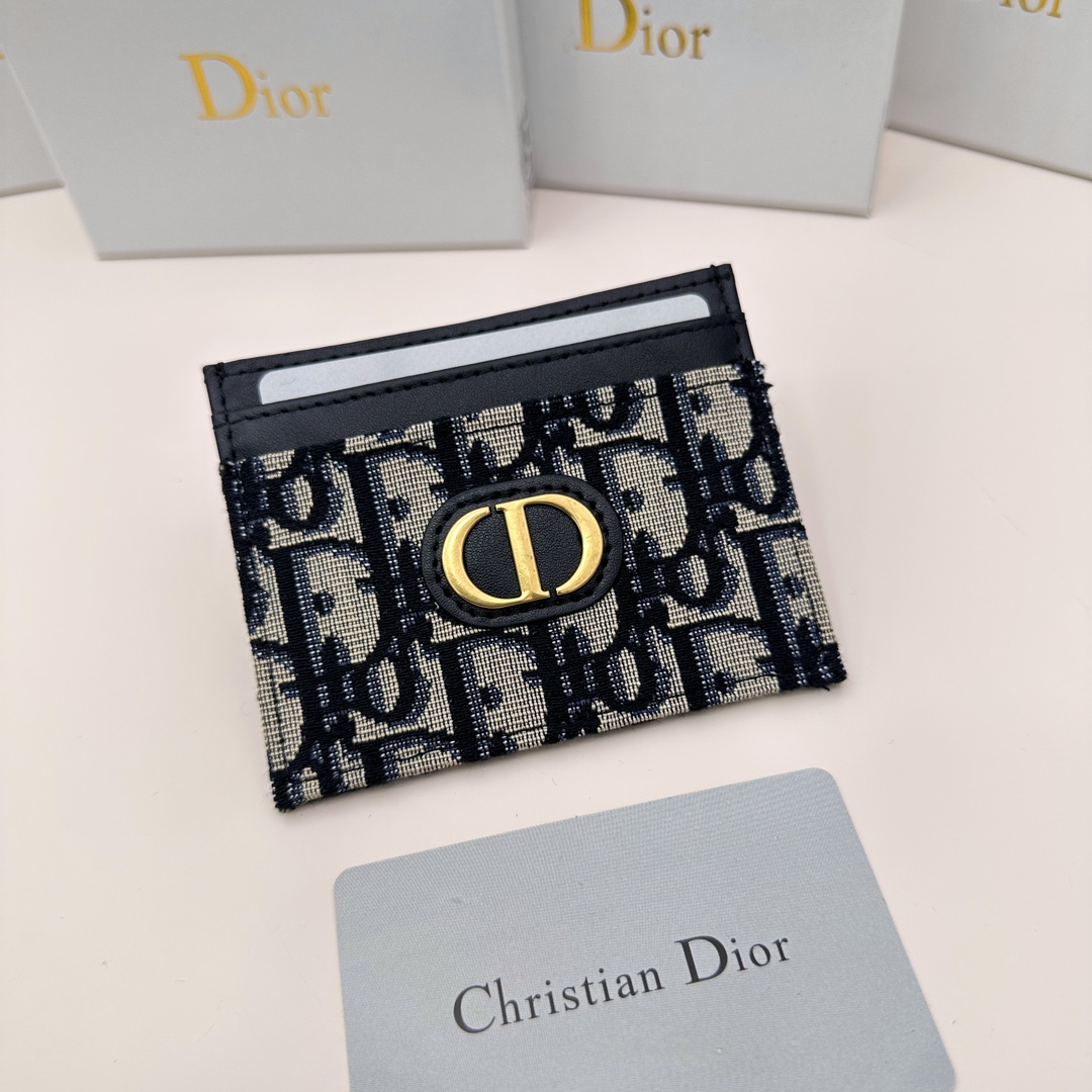 Dior-Inner and outer top layer calf pickup bag