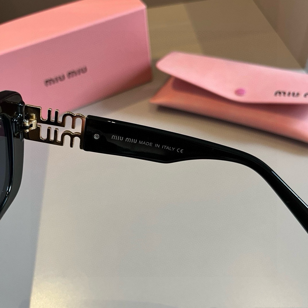 MiuMiu-2024 New Side Gold Logo Sunglasses