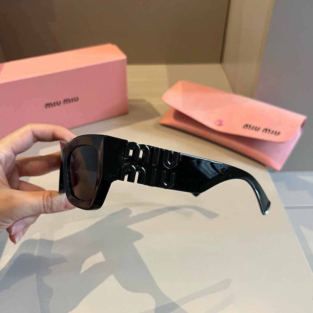 MiuMiu-2024 premium round frame all black women's sunglasses