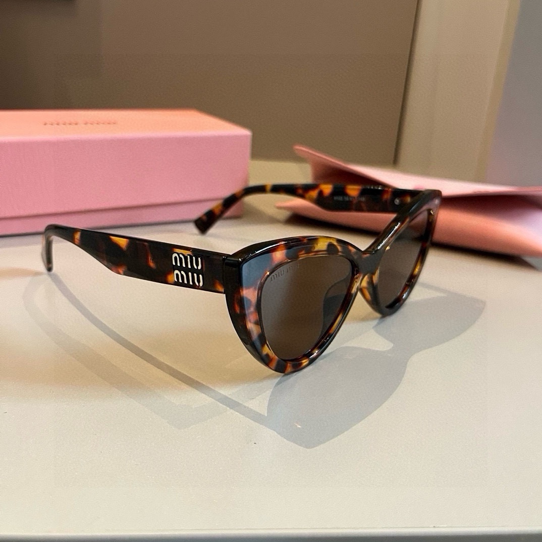 MiuMiu-New Retro Cat Glasses Versatile Sunglasses