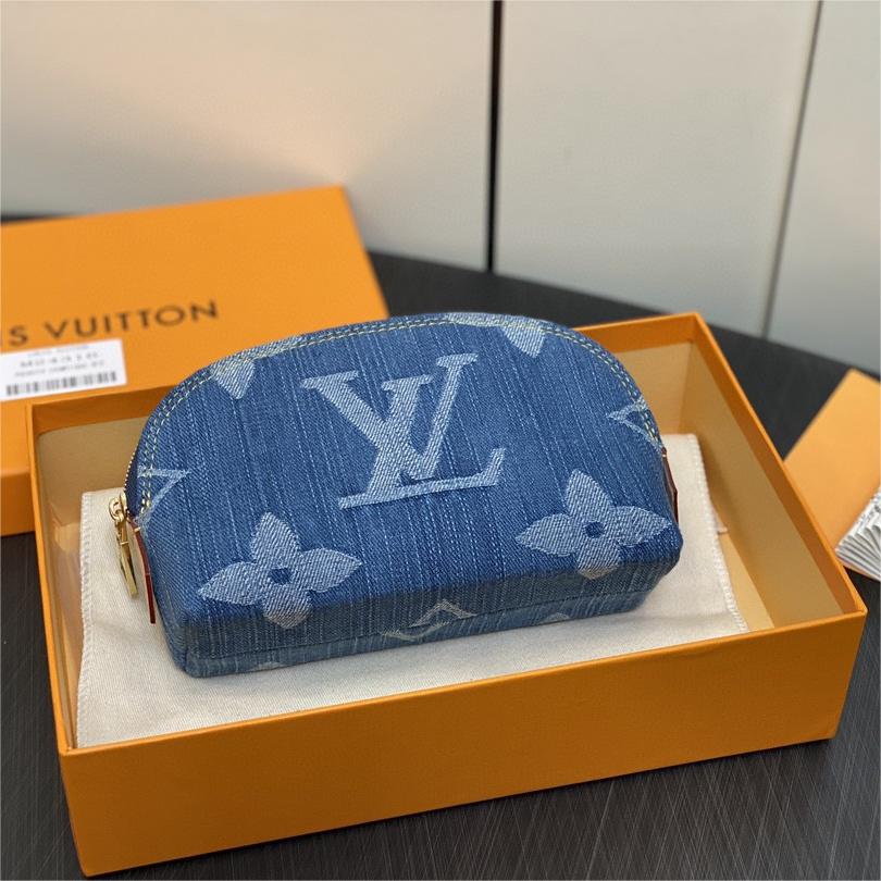 LV-Pochette Cosmétique Makeup Bag