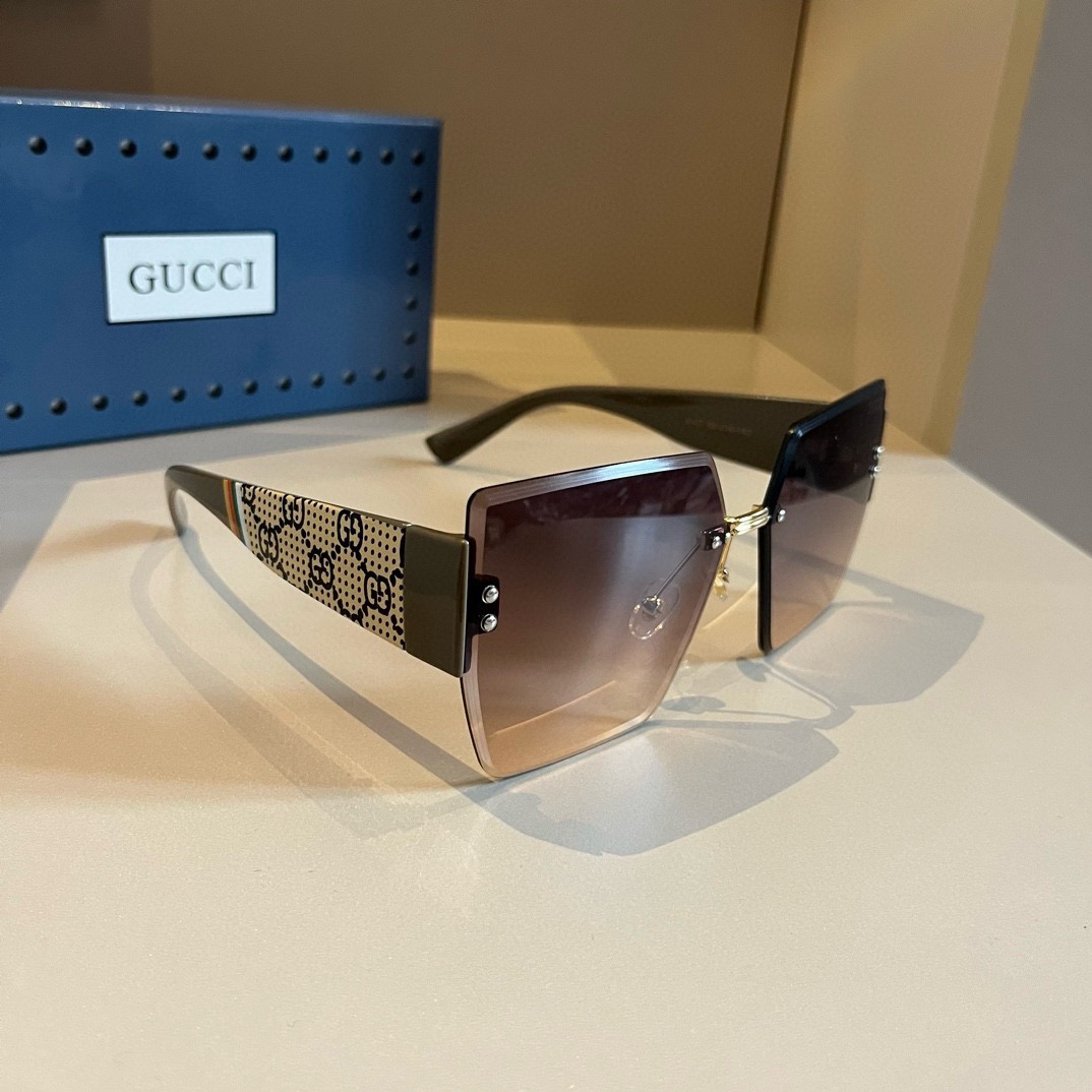 Gucci-unisex large boxy fashion sunglasses