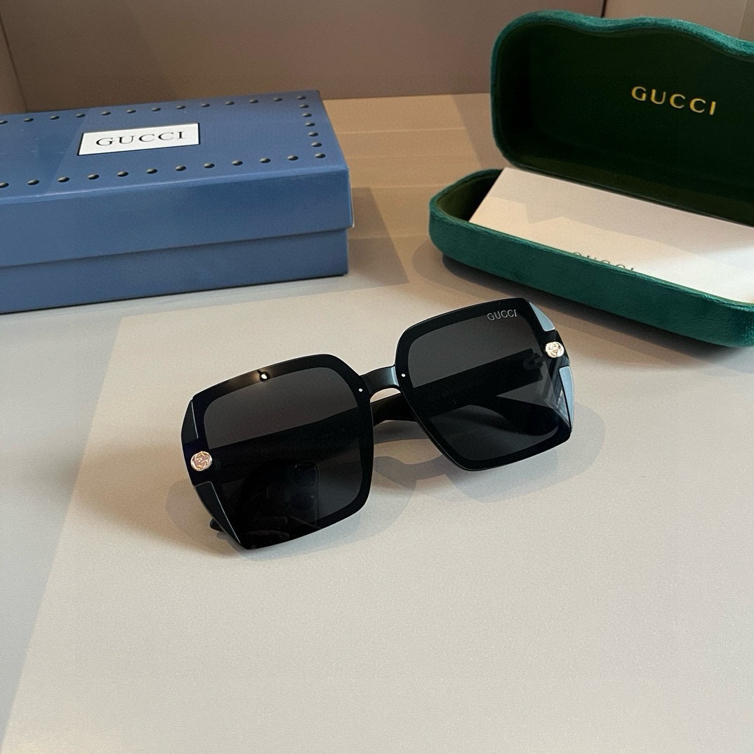 Gucci-unisex small box design sunglasses with a sense of design