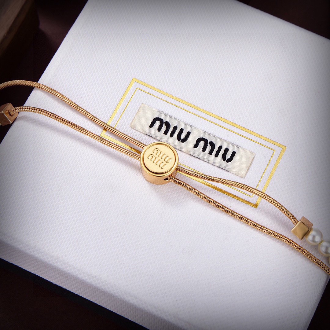 MIU MIU-Pearl necklace made of brass material