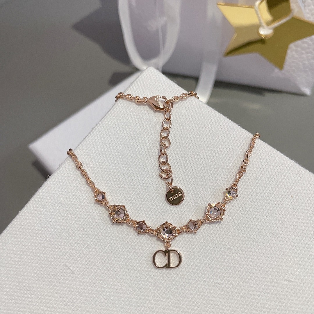 Chanel-Star Diamond Necklace Rose Gold