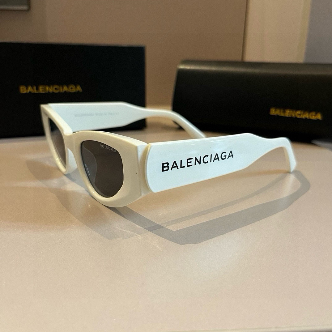 Balenciaga-Cat Eye Narrow Frame Celebrity Same Style Sunglasses