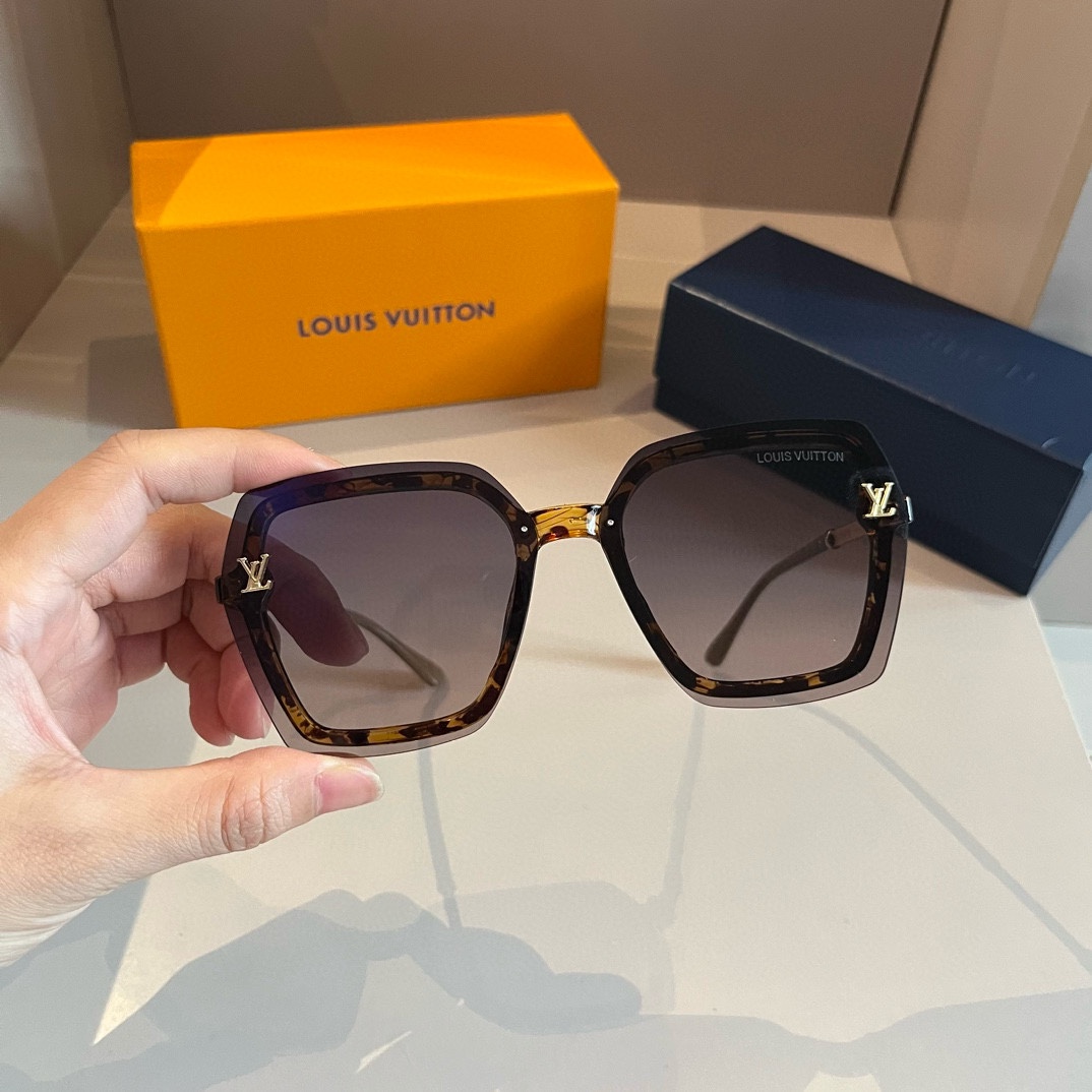LV-Women's New Large Frame Sunglasses