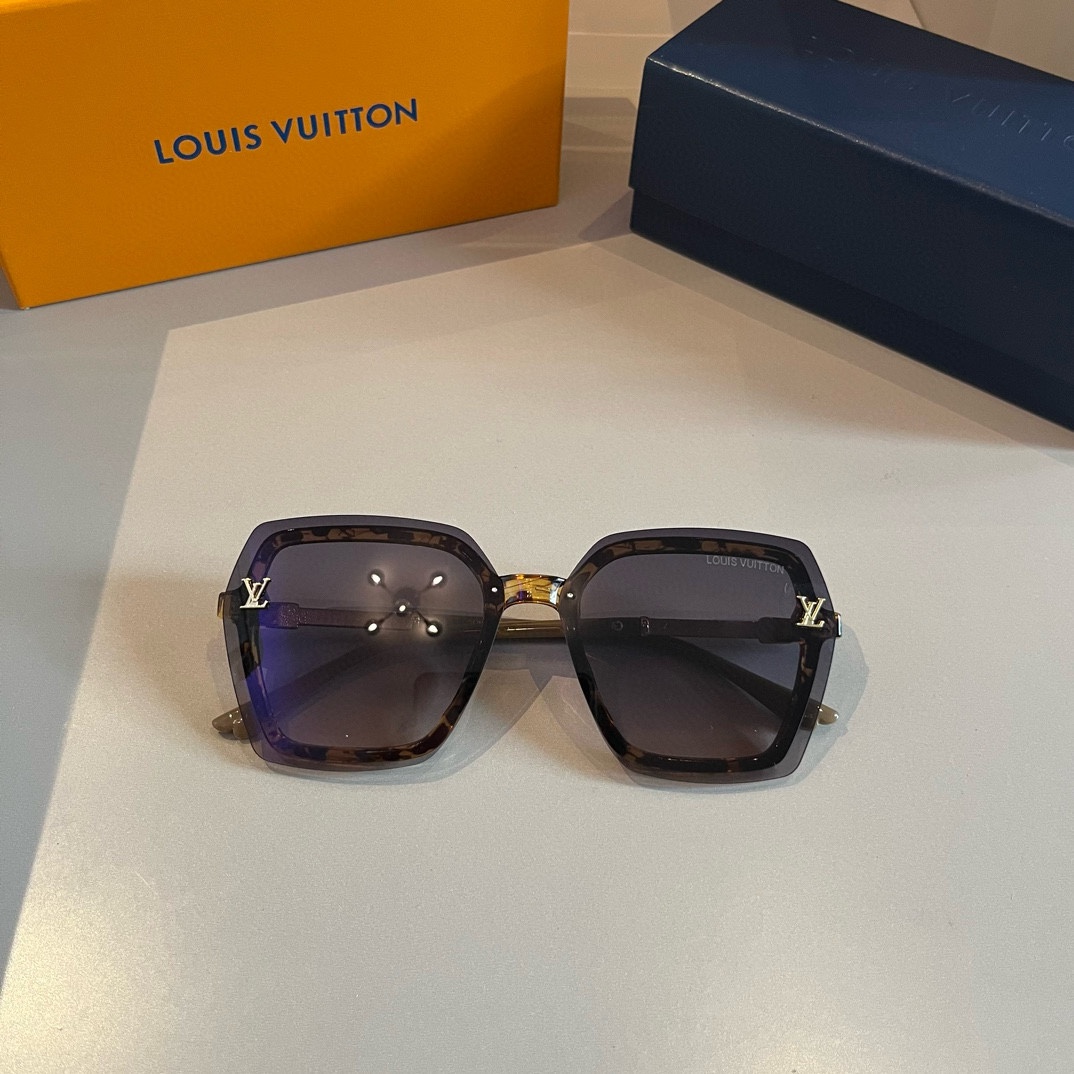 LV-Women's New Large Frame Sunglasses
