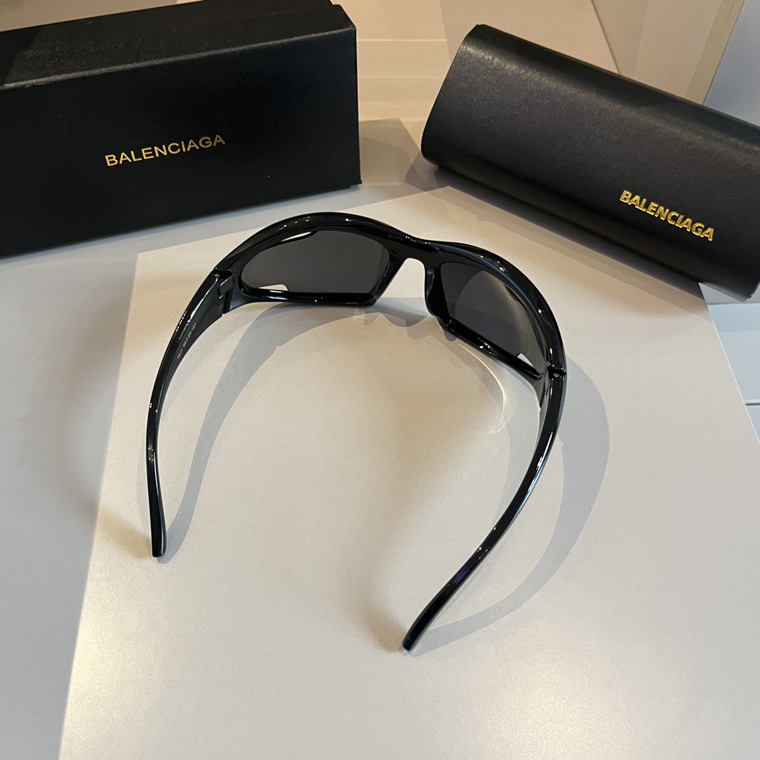 Balenciaga-super stylish and stylish unisex sunglasses