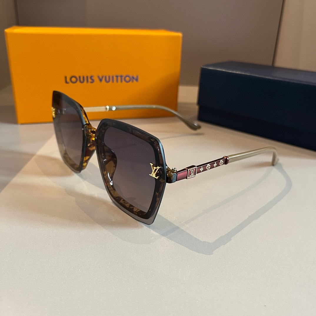 LV-Women's New Large Frame Sunglasses