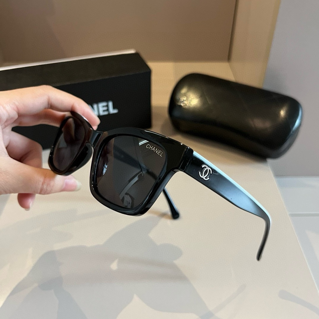 Chanel-Versatile Women's Sunglasses