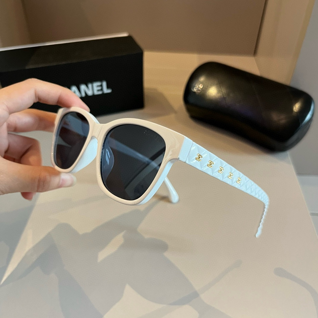 Chanel-2024 New Essential Sun Sunglasses for Travel