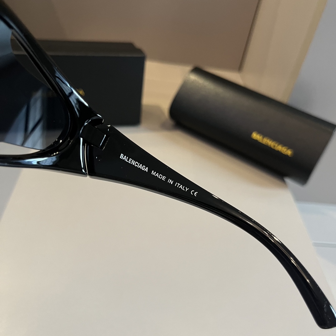 Balenciaga-super stylish and stylish unisex sunglasses