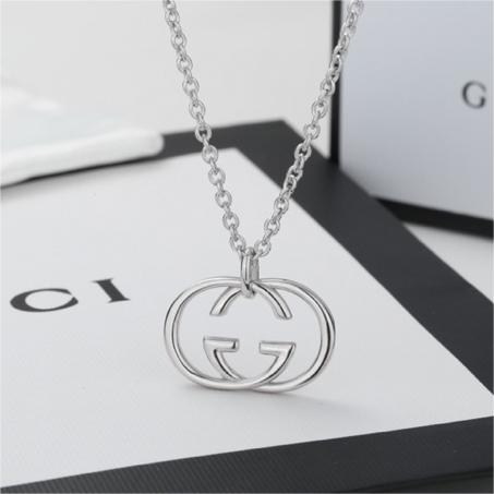 GUCCI- Pendant necklace retro unisex style