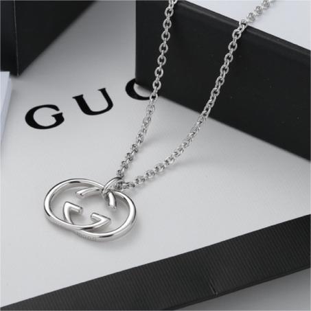 GUCCI- Pendant necklace retro unisex style