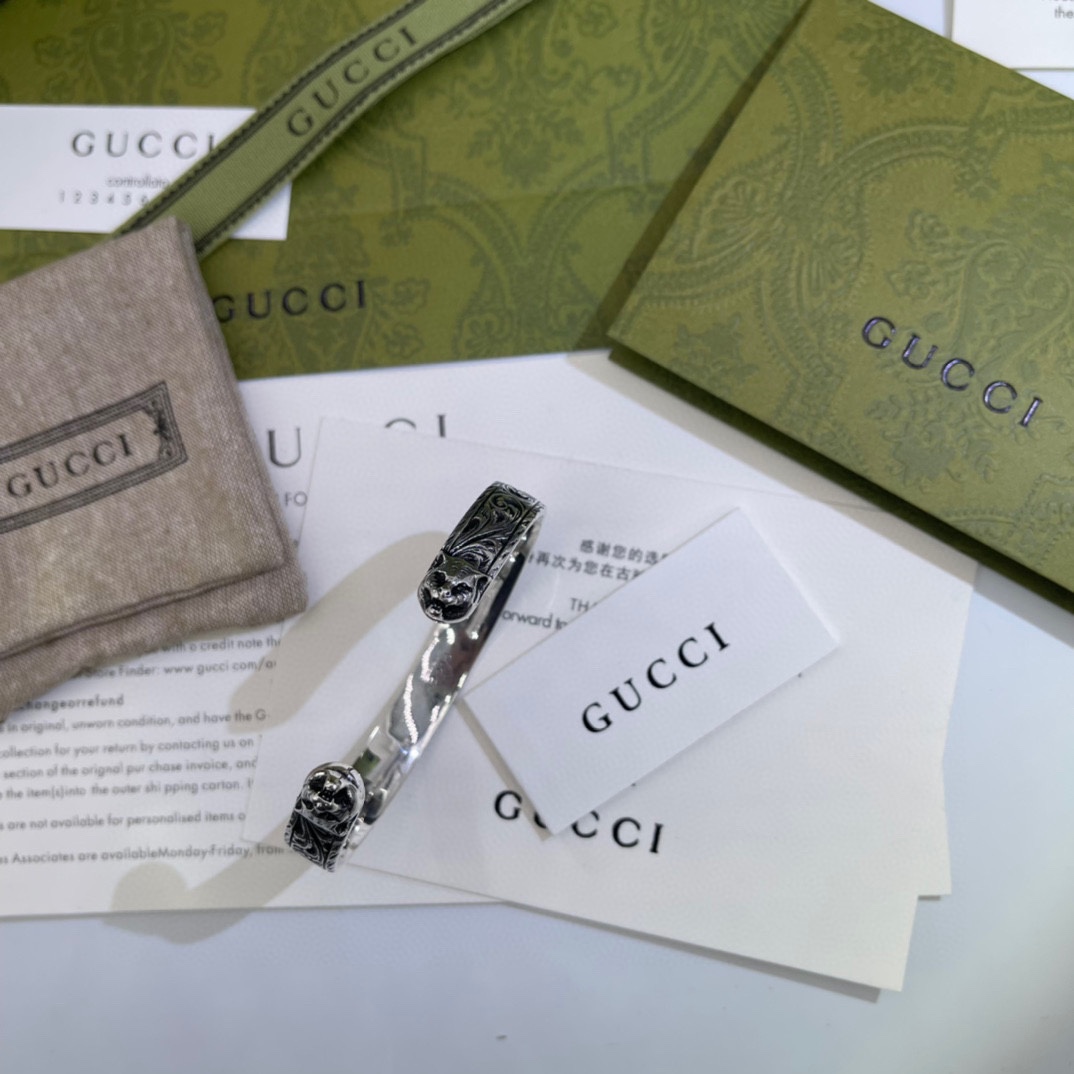GUCCI-Tiger Head Silver Bracelet