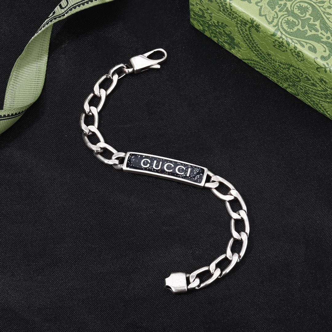 GUCCI-Double G Bracelet