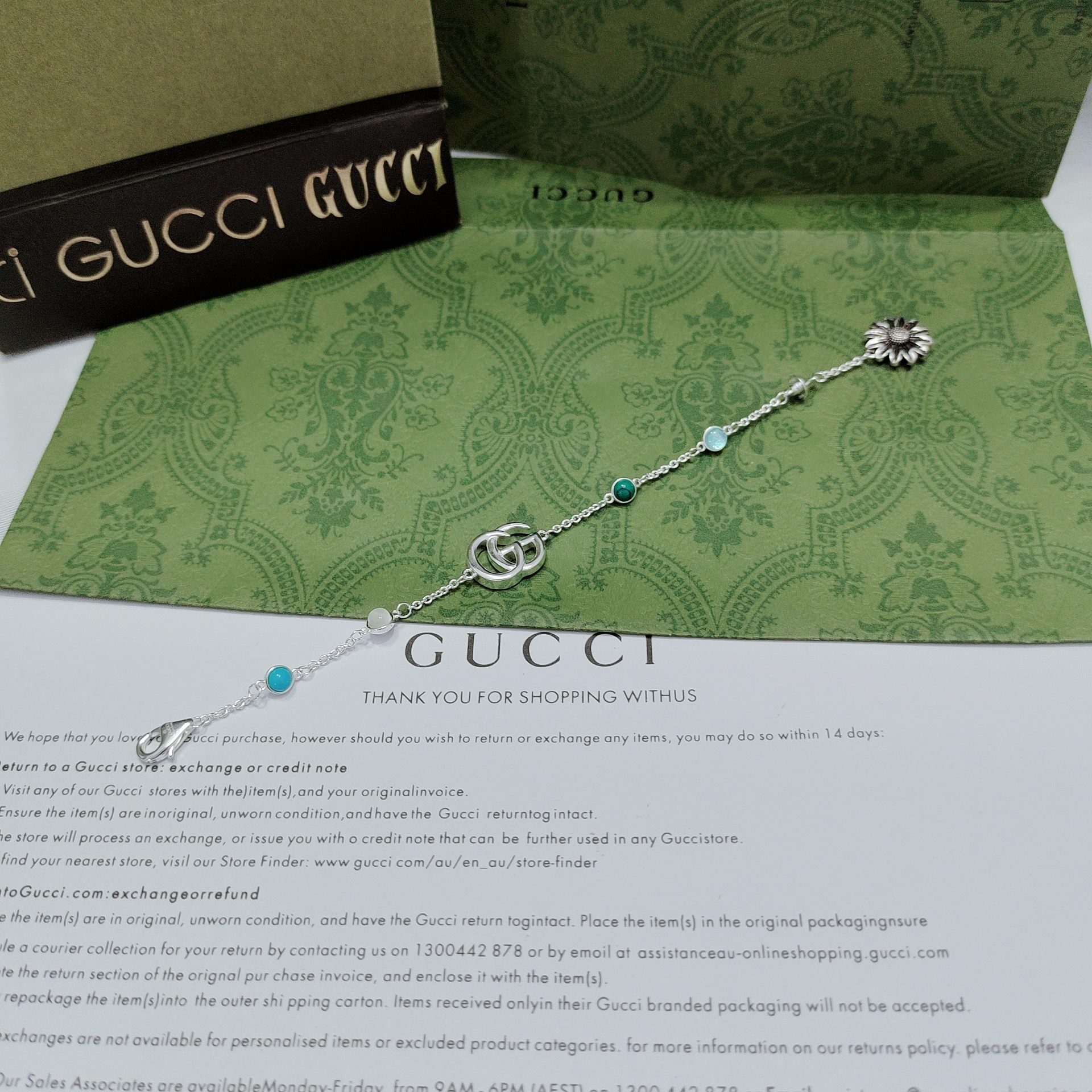 GUCCI-Mother of Pearl Double G Bracelet