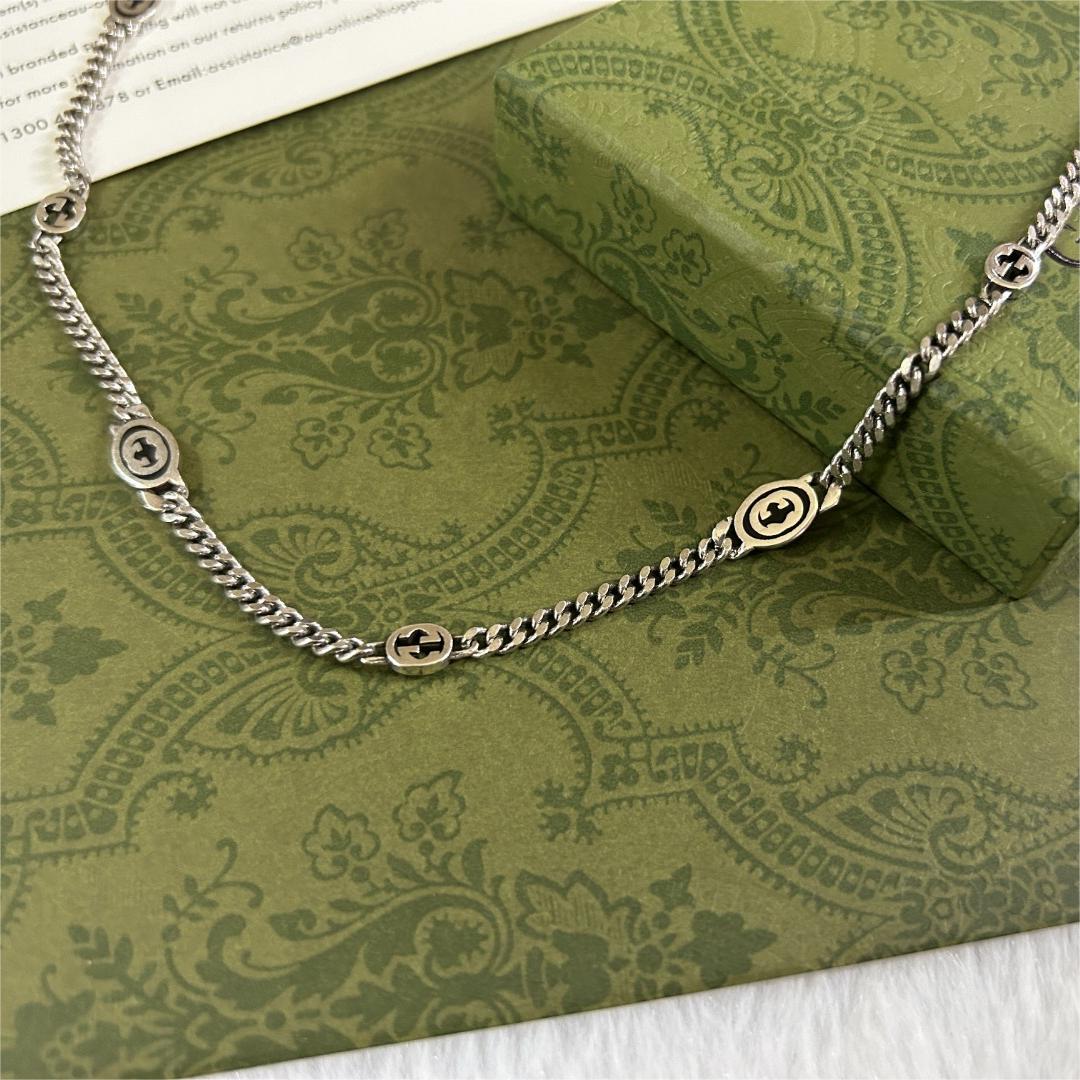 GUCCI-Interdrip rubber necklace