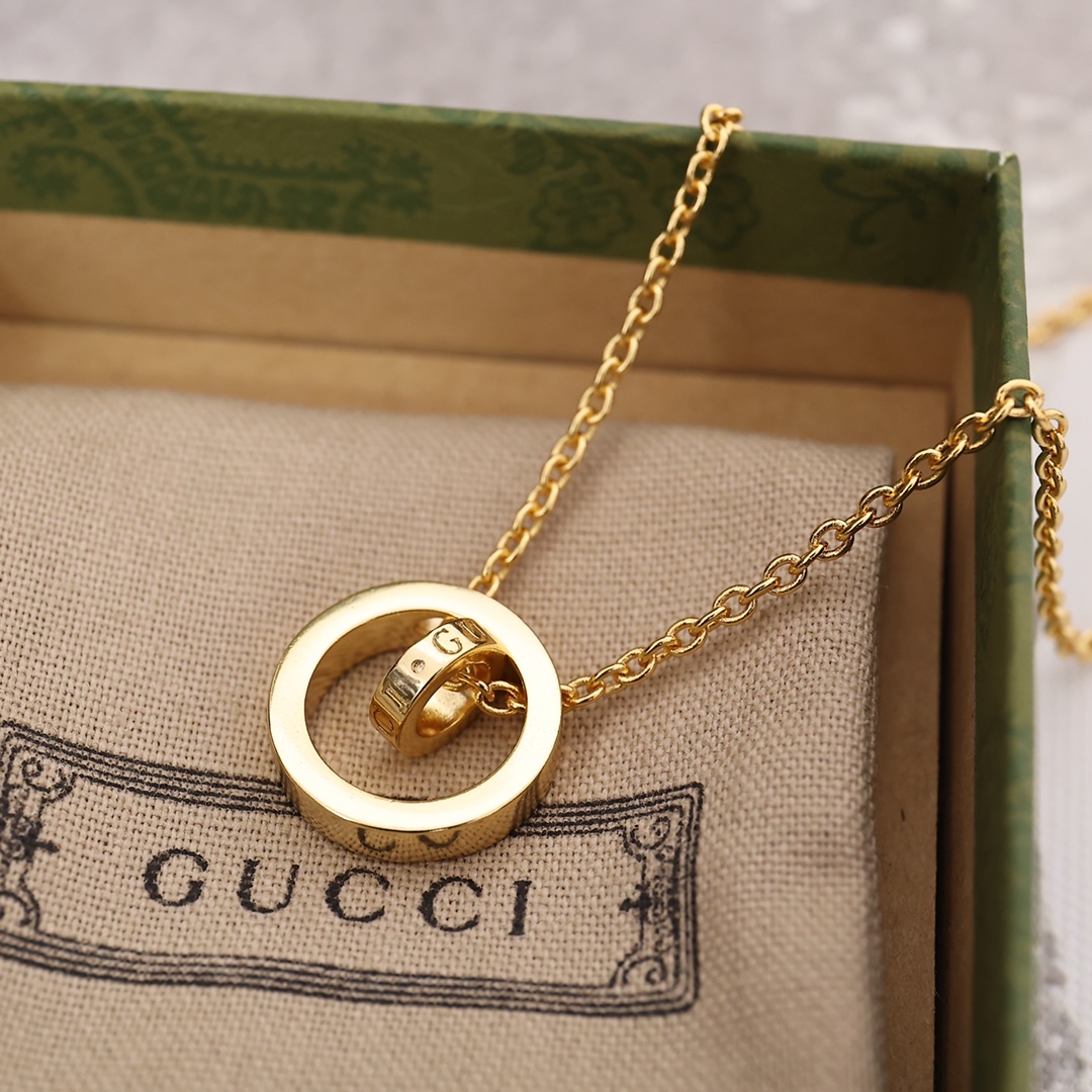 GUCCI-Golden Double G Necklace