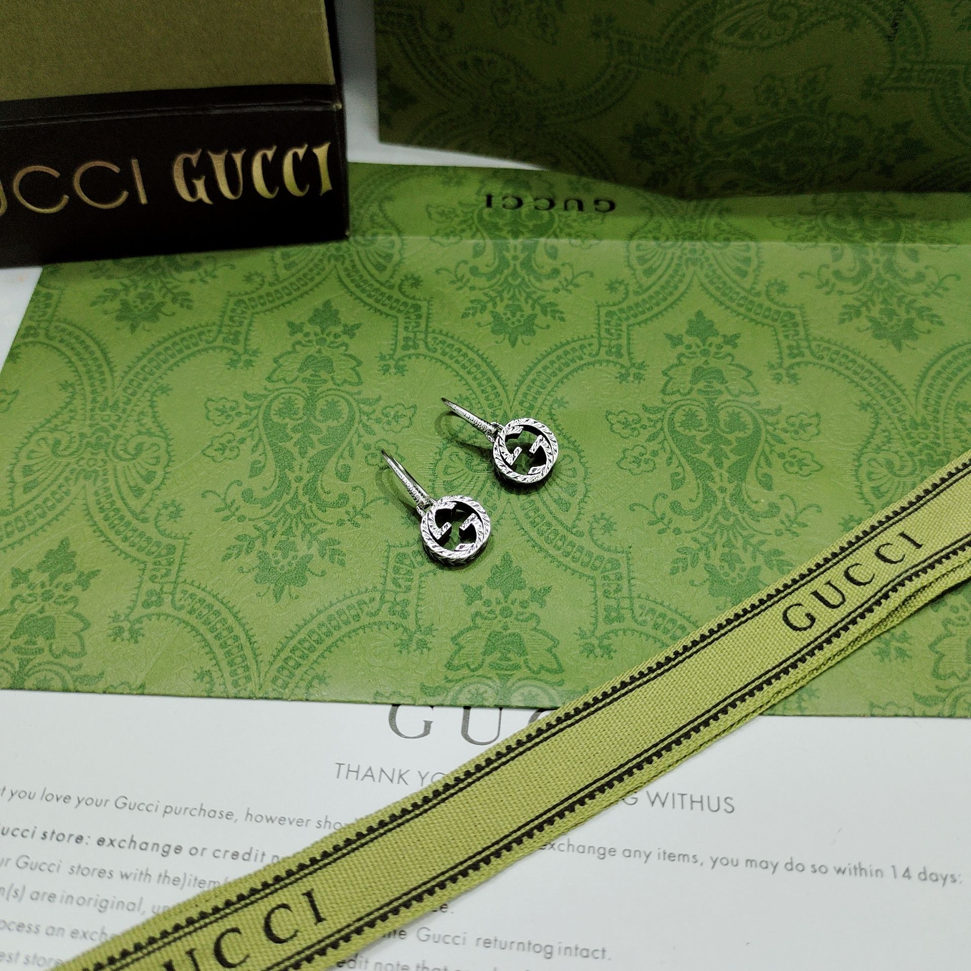 GUCCI-Interlocking retro pendant earrings