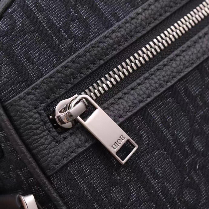 Dior-Japanese crossbody bag messenger bag black