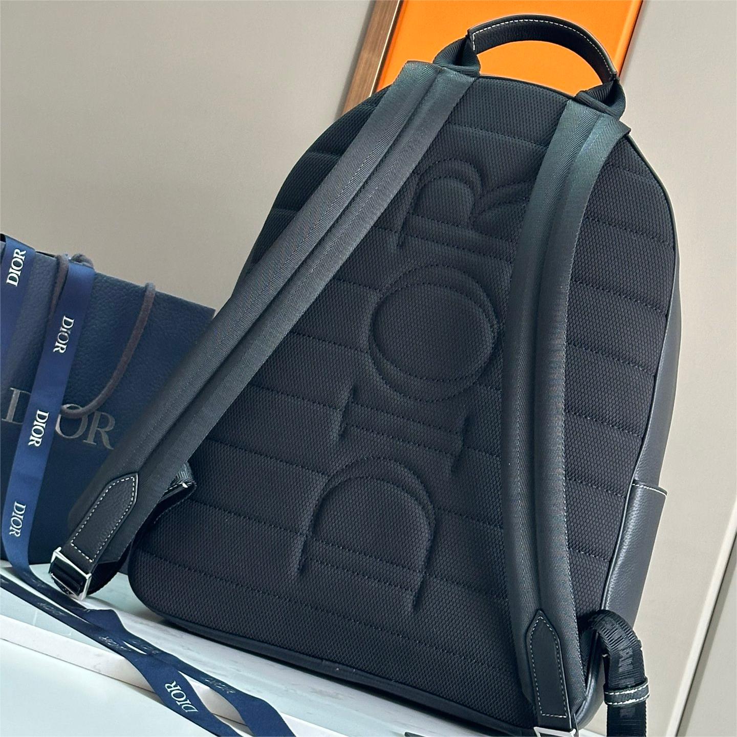 Dior-Beige and Black Oblique Printed Fabric Saddle Zipper Shoulders