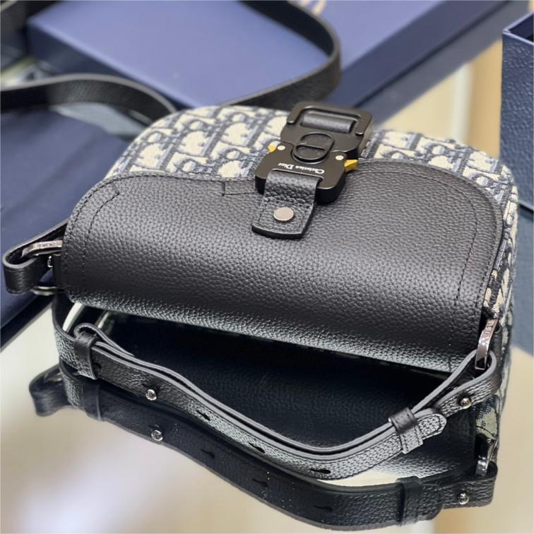 Dior-Black grain cowhide saddle bag