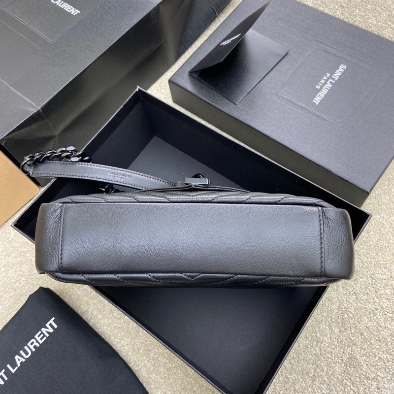 YSL-diamond patterned single chain crossbody bag