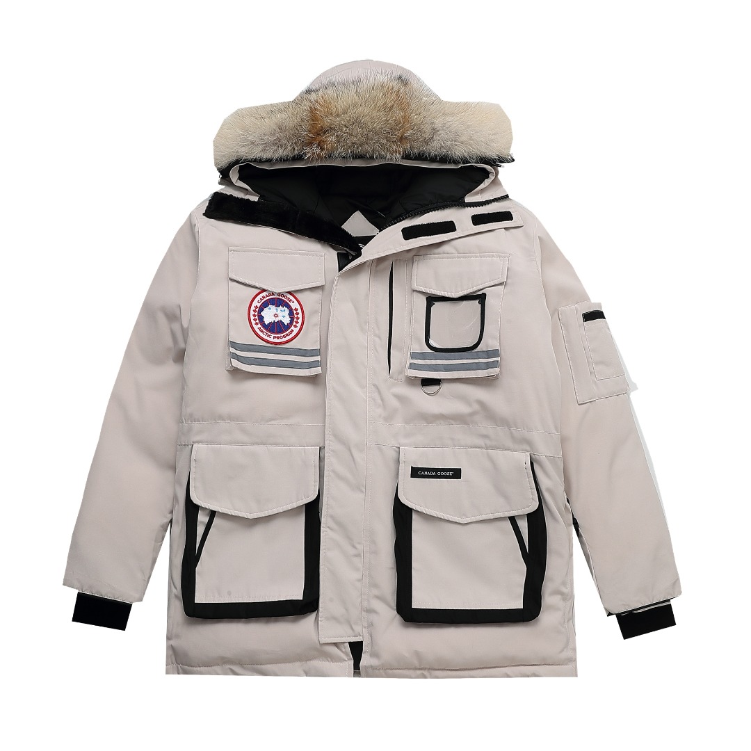 Canada Goose-Chilliwa 01 hooded cold resistant down jacket