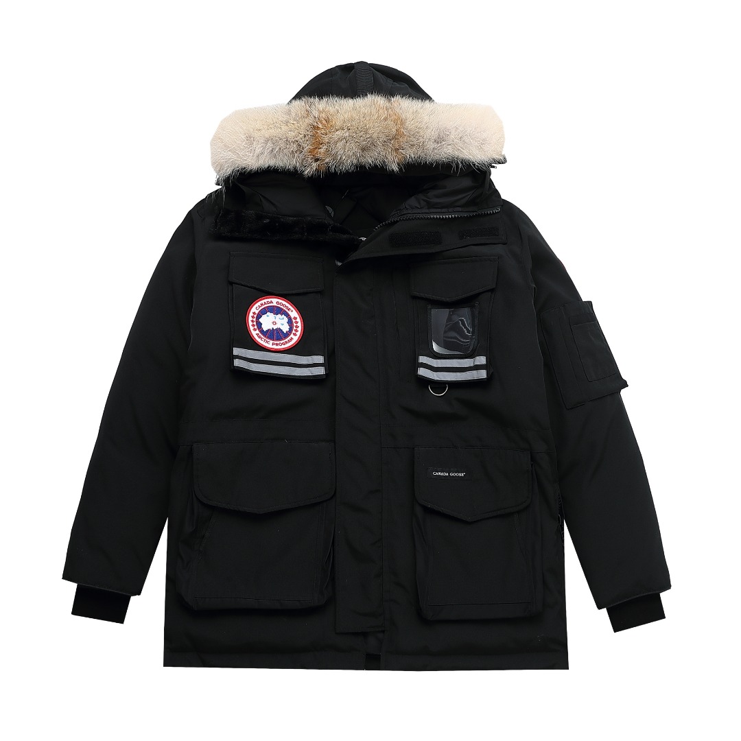 Canada Goose-Chilliwa 01 hooded cold resistant down jacket