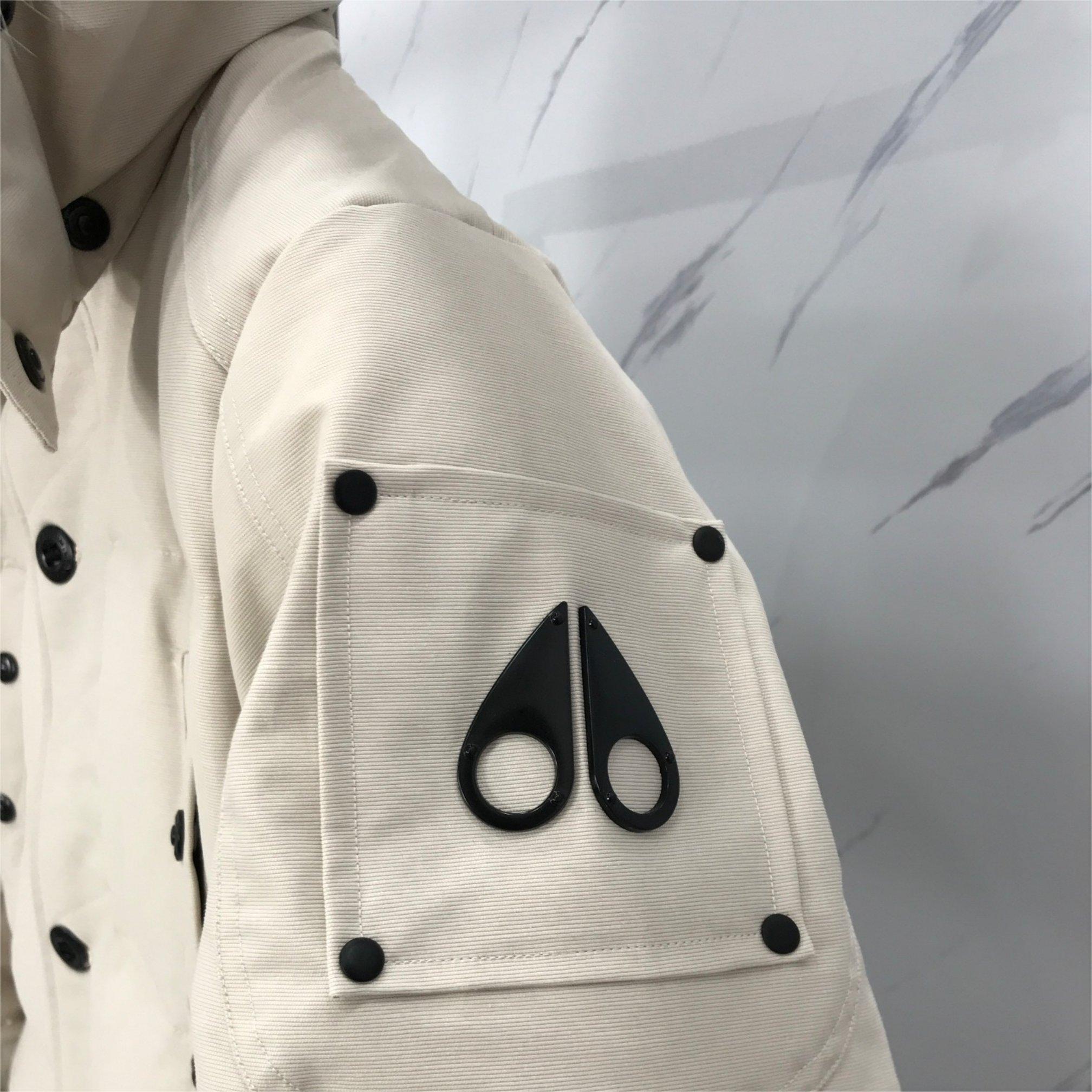 Canada Goose-Moose Knoules03 Women's Short Edition