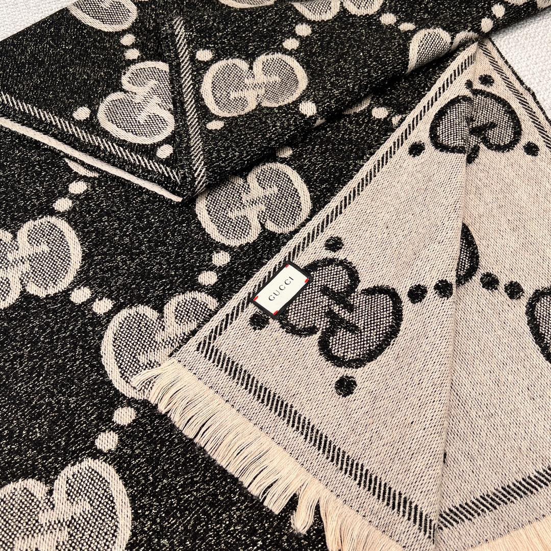 GUCCI-Jacquard gold and silver silk shawl