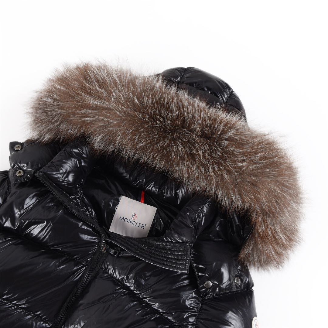 Moncler-Hudson Women's Extended Waist Hooded Down Jacket