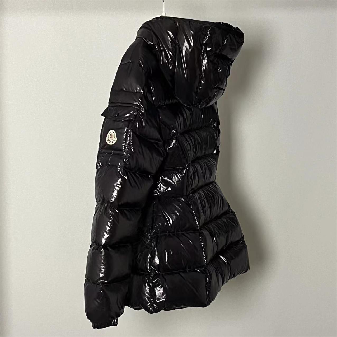 Moncler-Barante women's short down jacket