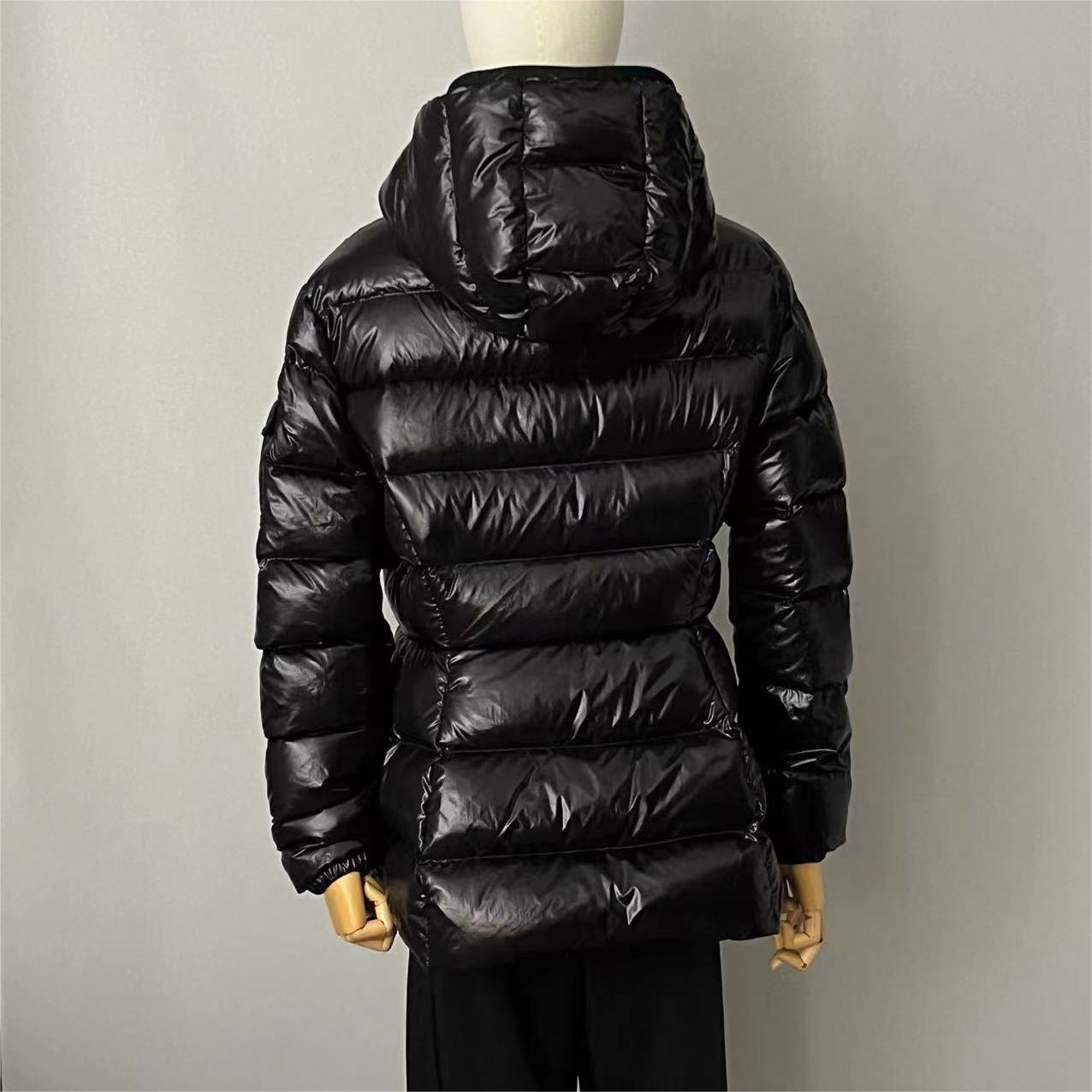 Moncler-Barante women's short down jacket