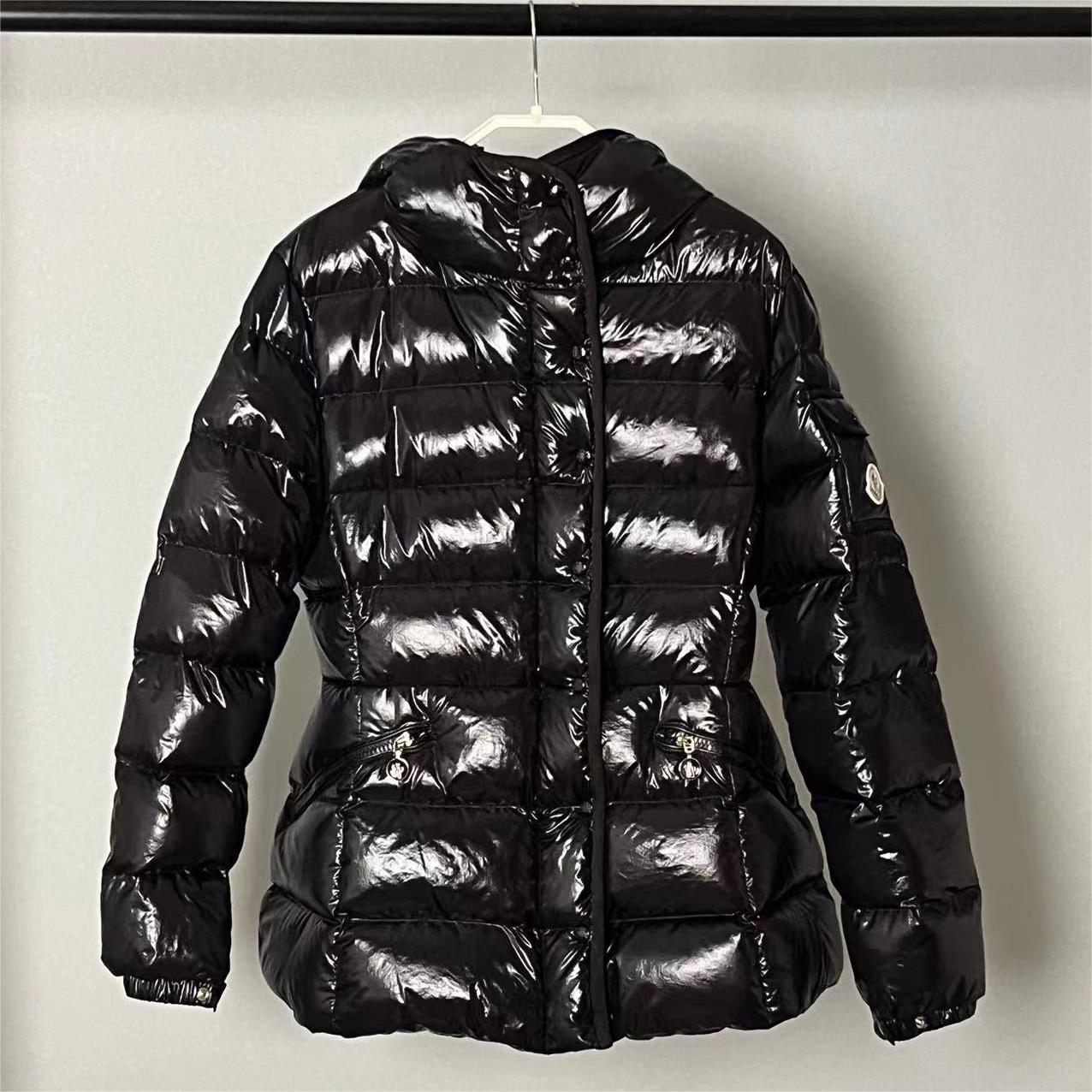 Moncler-Barante women's short down jacket