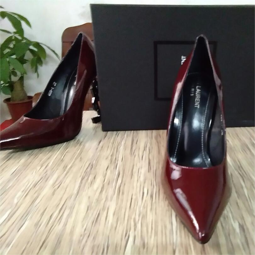 YSL-Pointed high heels