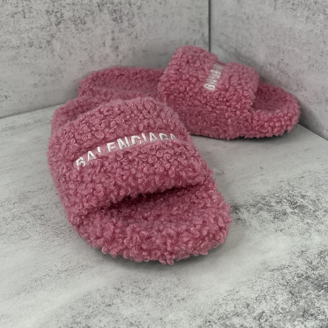 balenciaga-Lamb wool thick soled slippers