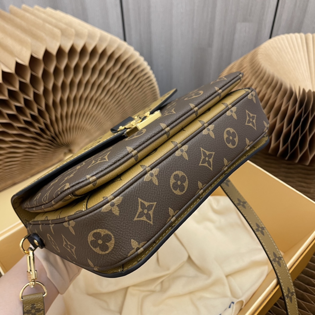 LV-Yellow Flower Metis Classic Postman Bag